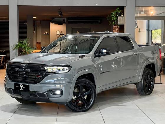 RAM RAMPAGE 2.0 HURRICANE 4 TURBO GASOLINA R/T 4X4 AUTOMÁTICO